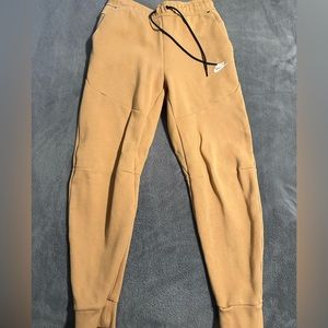 Tan Nike Tech pants size:M